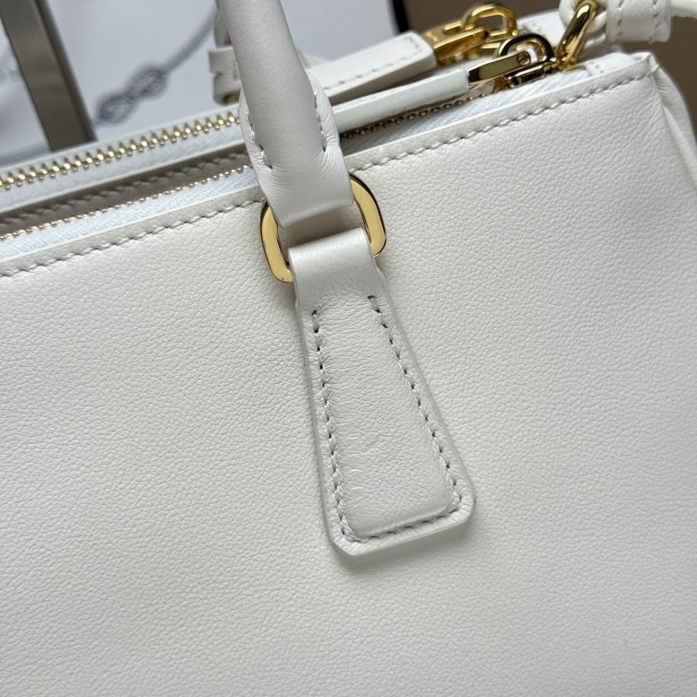 Luxury Leather Top Handle Bag Style 1452038343