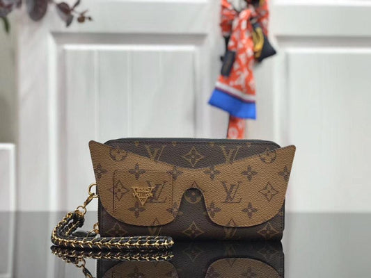 Wallet Style 1033118058