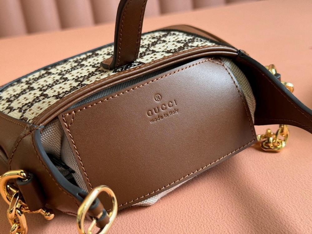 Modern Premium Top Handle Bag 19x13x3cm