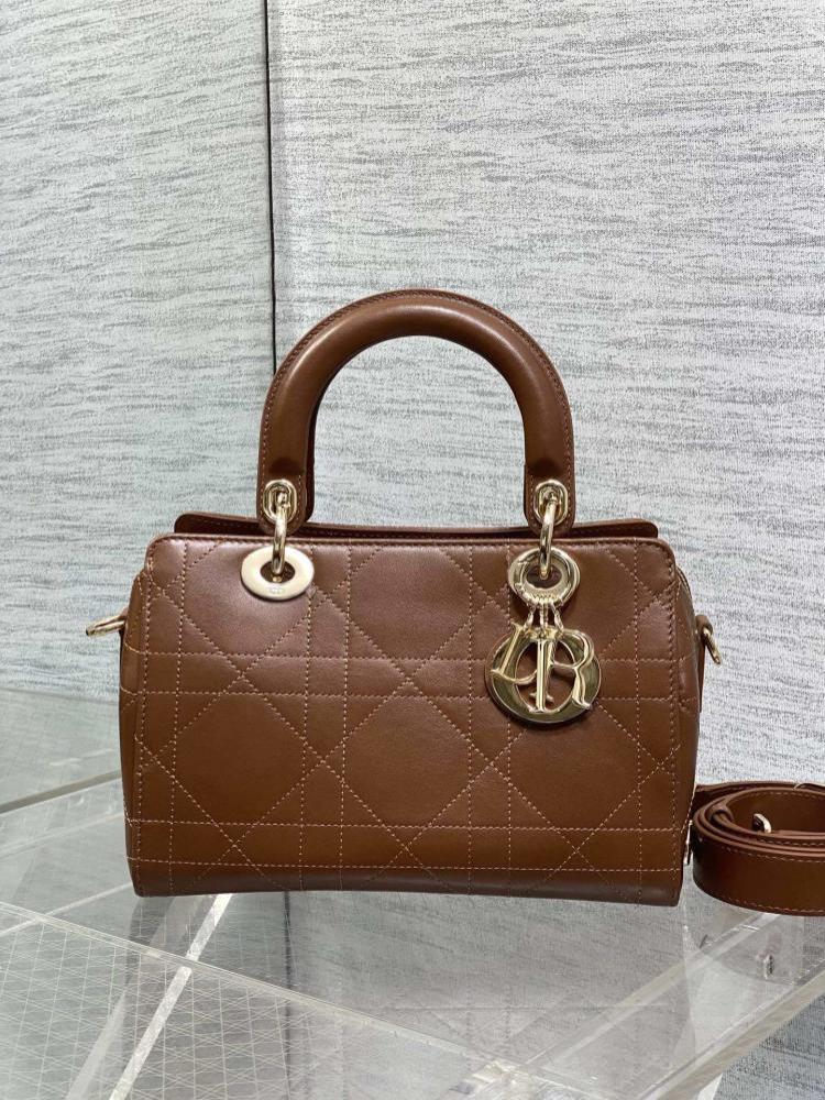 Leather Top Handle Bag Style 322403370
