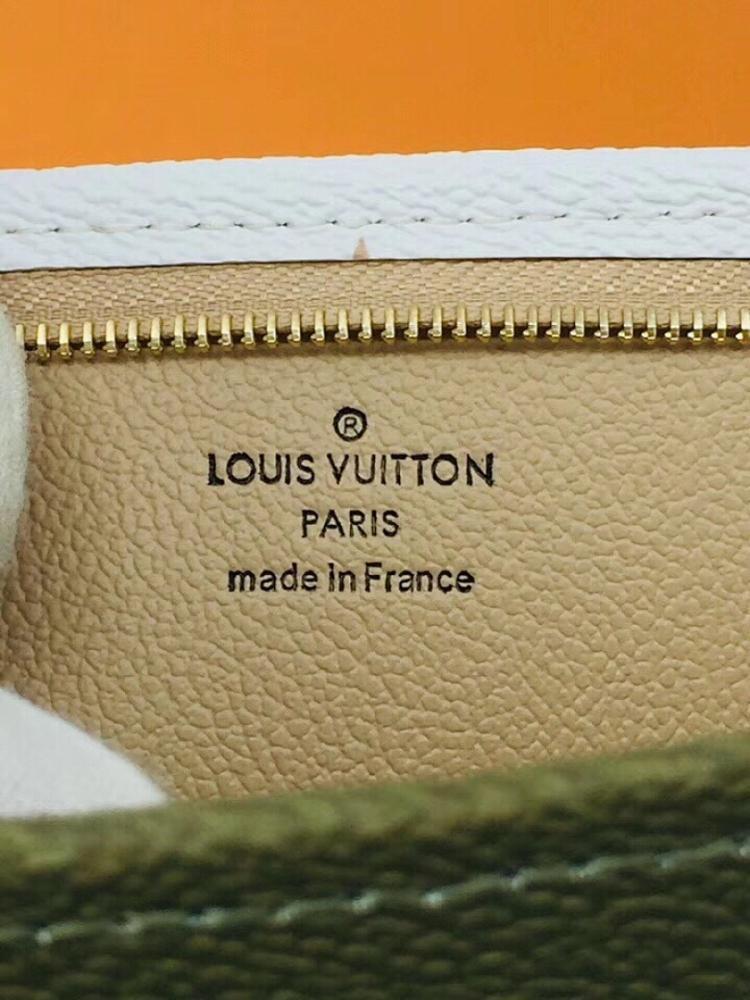 Modern Travel Bag