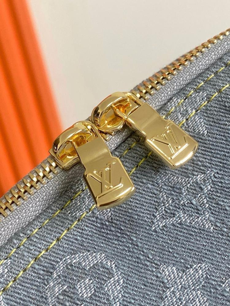 Stylish Refined Monogram Leather Top Handle Bag 27x18x9cm