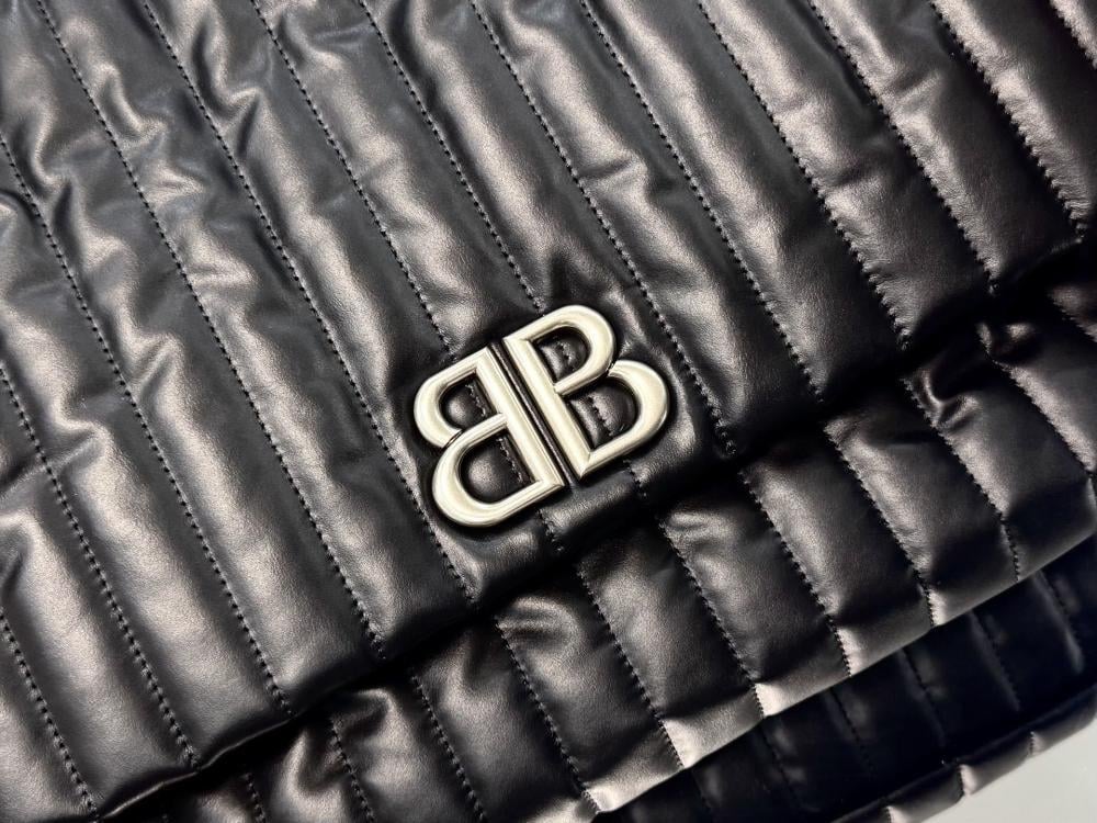 Luxury Top Handle Bag Style 436434870