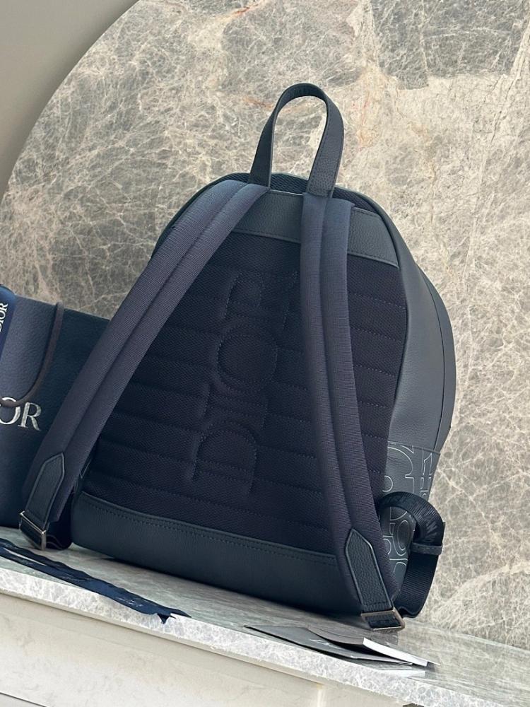 Elegant Blue Quilted Leather Shoulder Bag