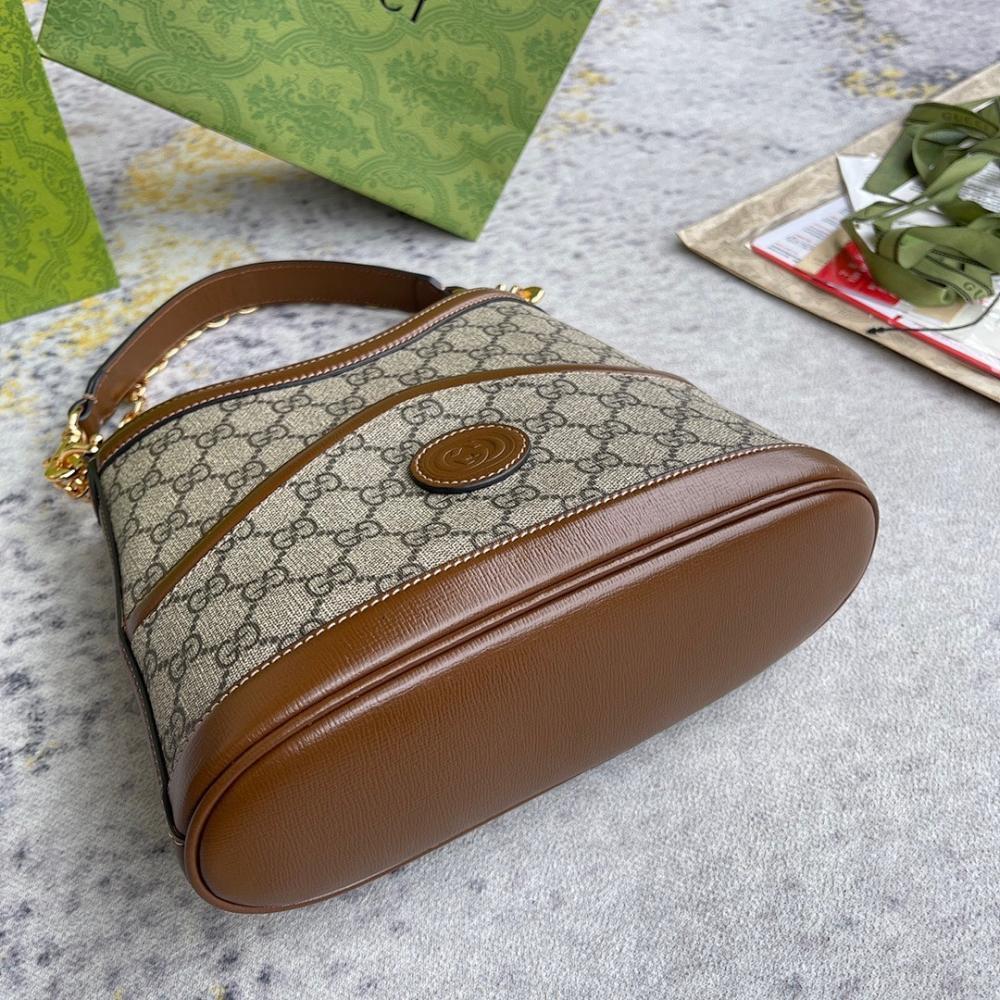 Modern Italian-Inspired Bag 24.5x20x8cm