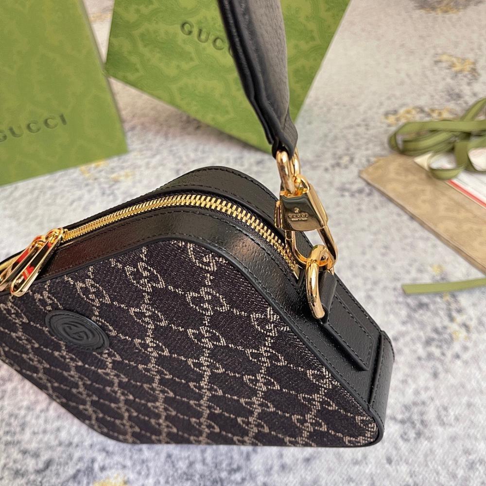 Classic Italian-Inspired Top Handle Bag 24x16x4.5cm