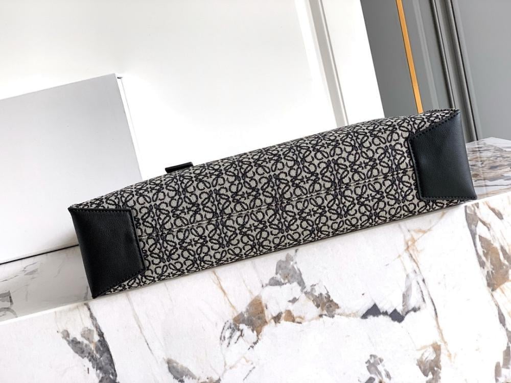 Stylish Premium Leather Tote Bag