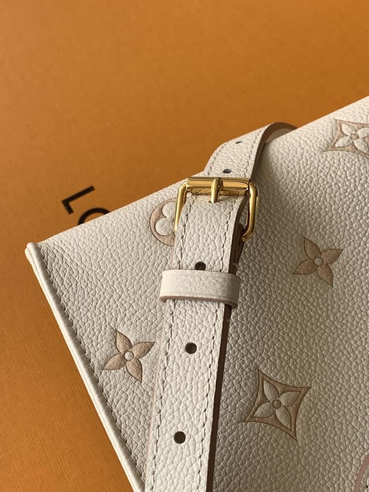 Top Handle Bag Style 697558030