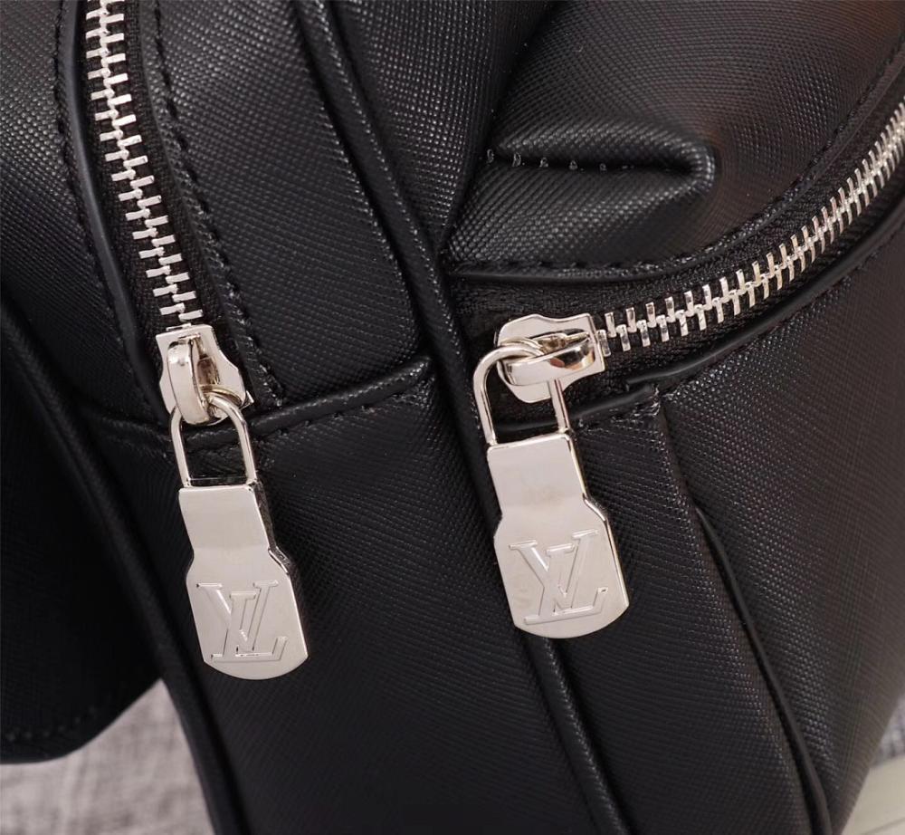 Stylish Monogram Leather Top Handle Bag 21x17x5cm