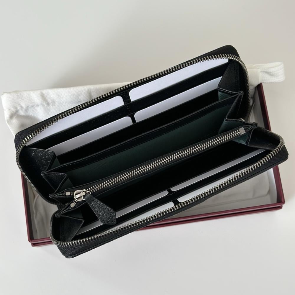 Wallet Style 1145739845