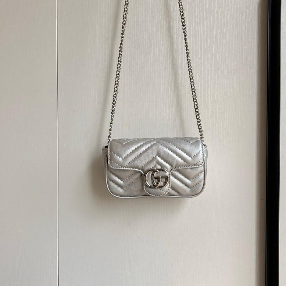 Classic Refined Top Handle Bag Red 16.5x5x10cm