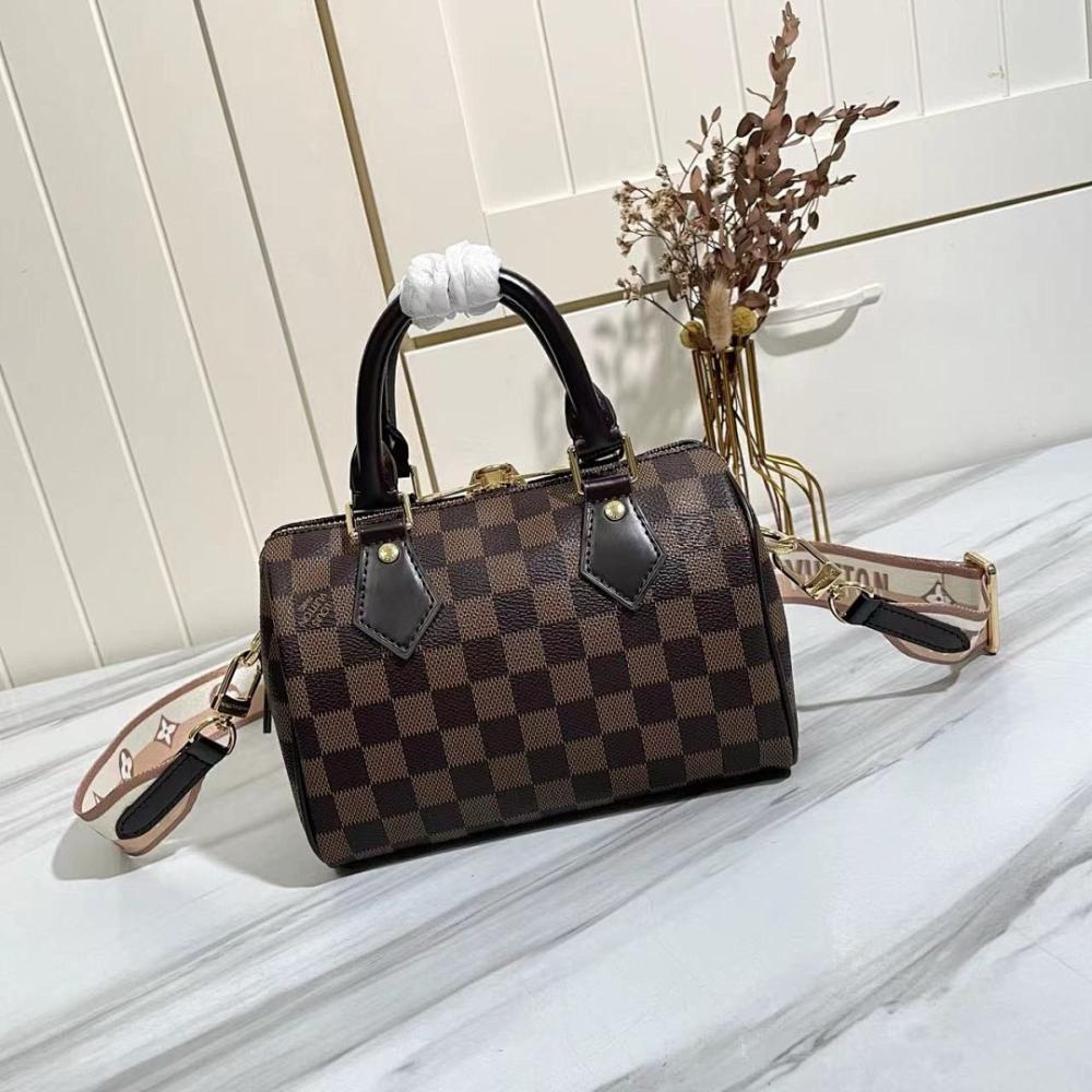 Elegant Refined Leather Travel Bag 20.5x13.5x12cm Style 1209795136