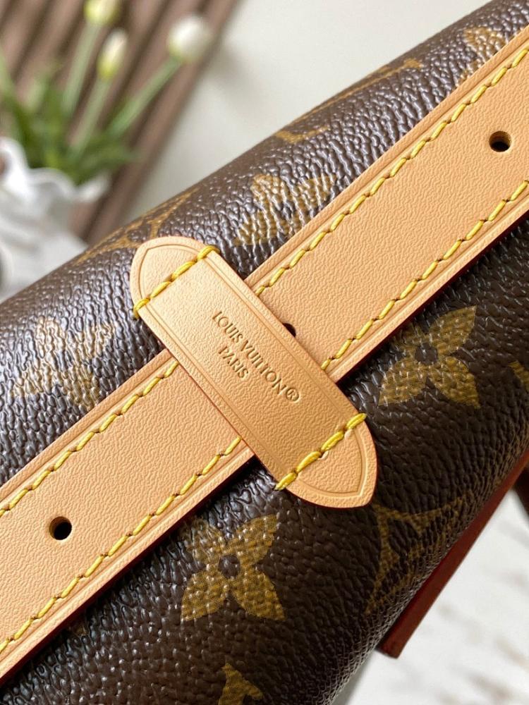 Modern Monogram Leather Shoulder Bag 33.5x20x10cm