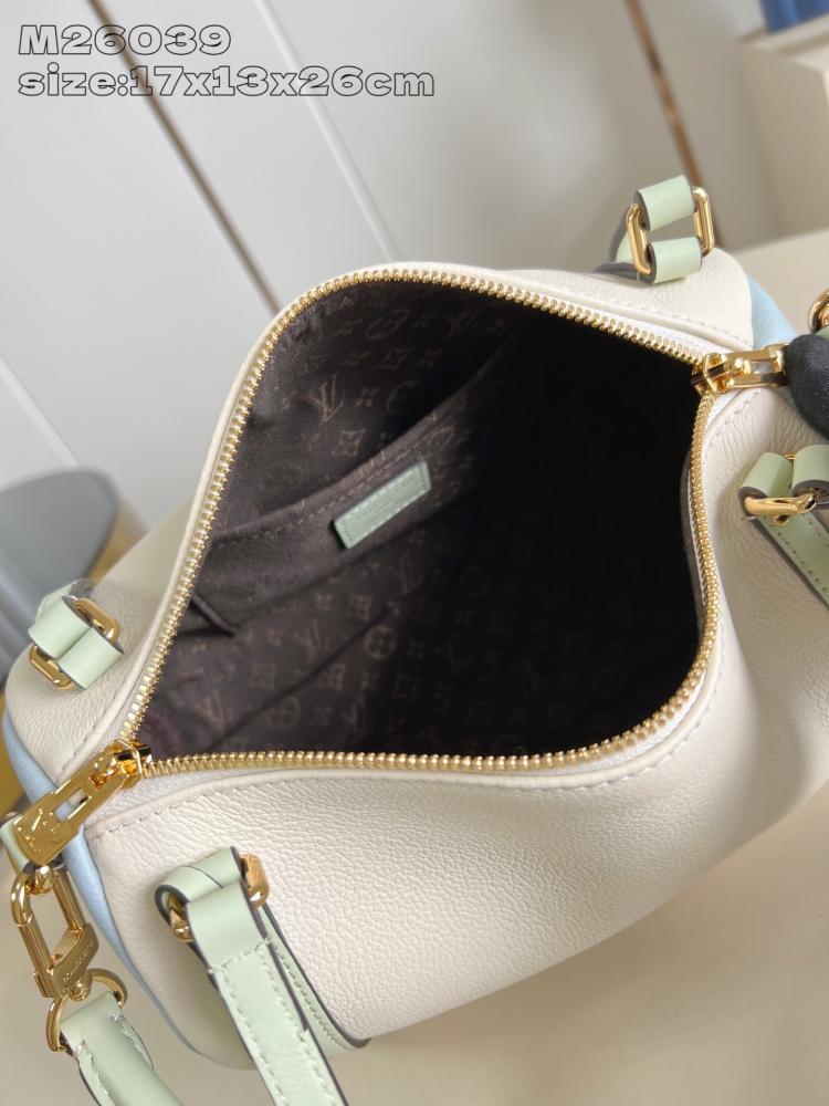 Classic Travel Bag Style 1460032511