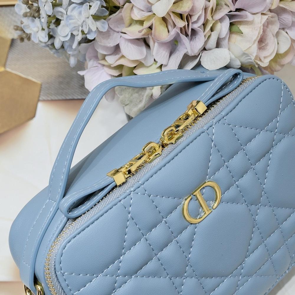 Elegant Stylish Calfskin Shoulder Bag 19x5x14cm