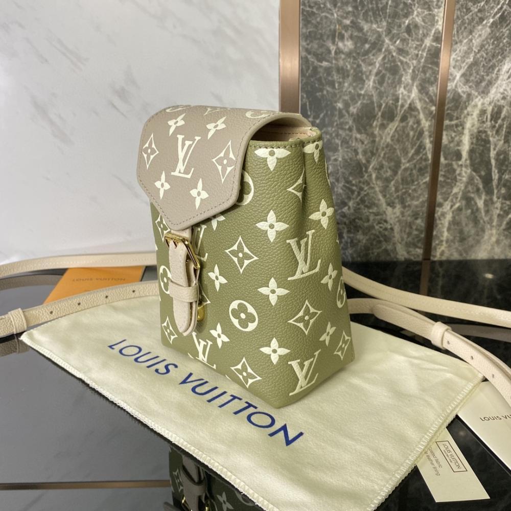 Luxury Backpack Style 1915632109