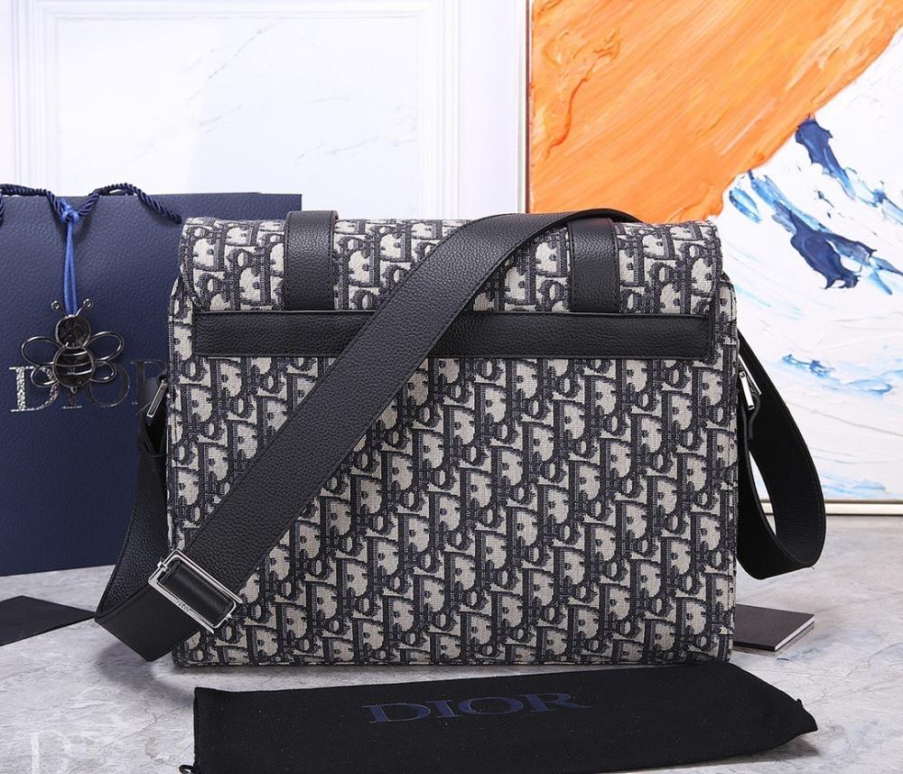 Modern Luxury Beige Embroidered Jacquard Shoulder Bag