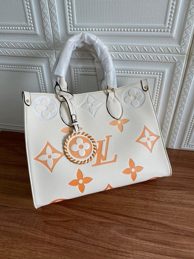 Elegant Leather Shoulder Bag 35x27x14cm