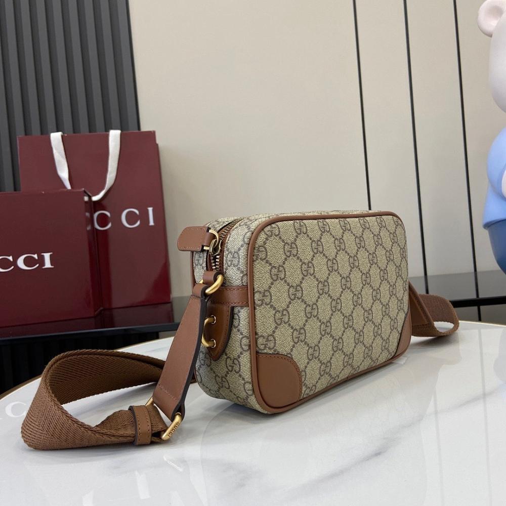 Luxury Refined Crossbody Bag 22x14x6cm