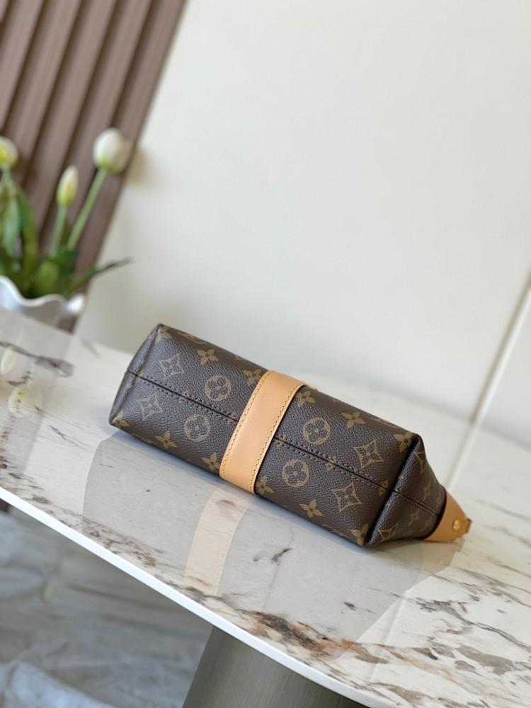 Modern Premium Monogram Leather Shoulder Bag 22x14.5x8cm