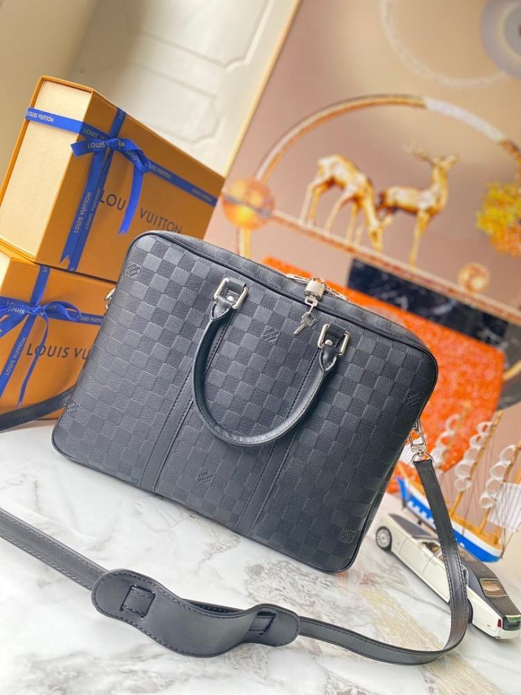 Italian-Inspired Elegant Calfskin Shoulder Bag 37x28x7cm