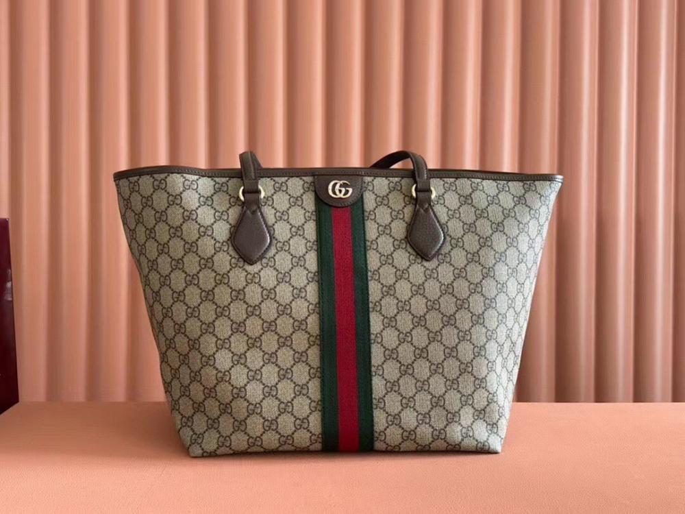 Classic Italian-Inspired Bag 31x28.5x20cm