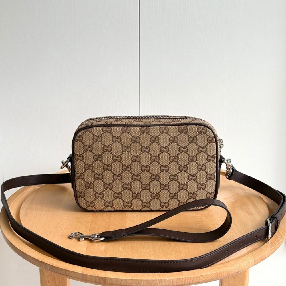 Italian-Inspired Luxury Shoulder Bag 23.5x15x5cm