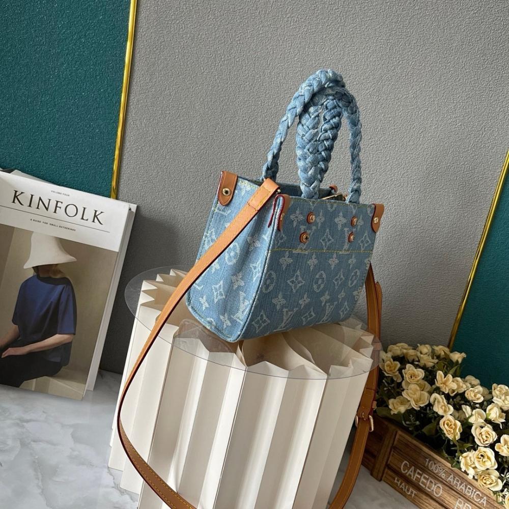 Modern Elegant Jacquard Shoulder Bag 18x15x8.5cm