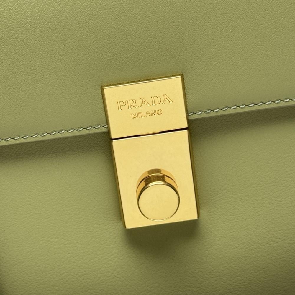 Classic Shoulder Bag Style 642853334