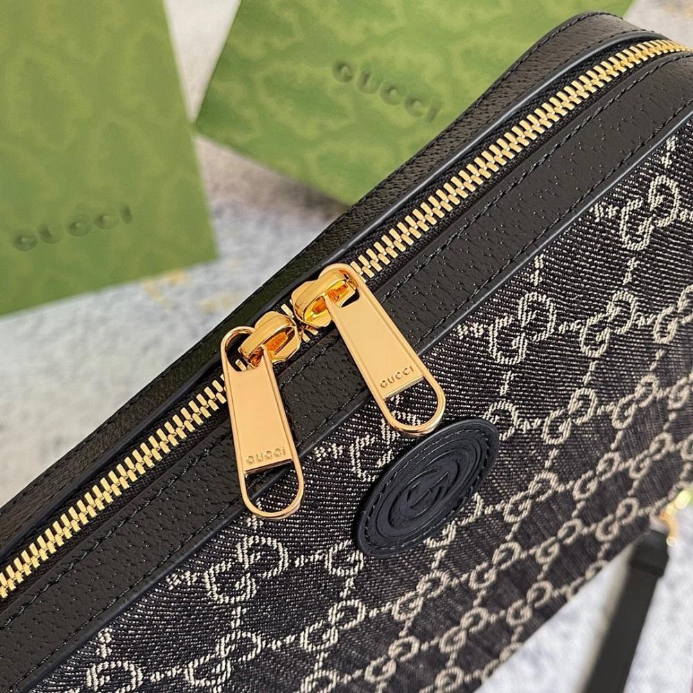 Classic Italian-Inspired Top Handle Bag 24x16x4.5cm