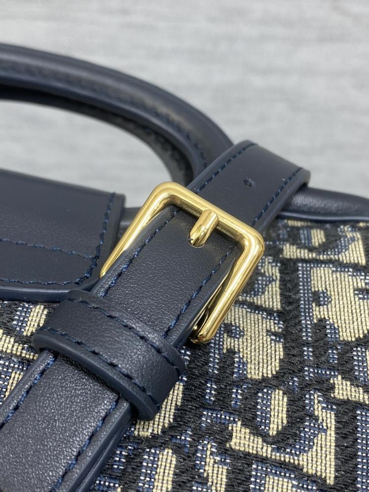 Classic Top Handle Bag Style 1556927758