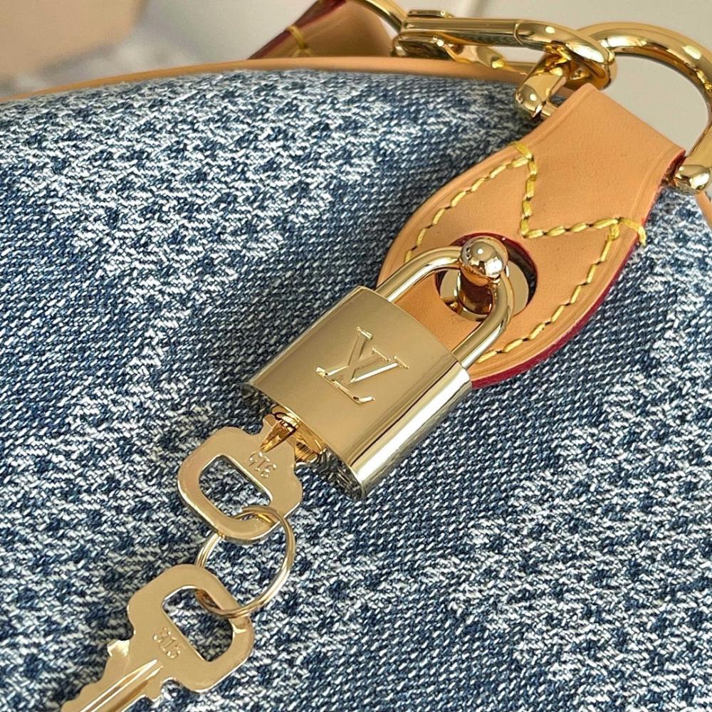Italian-Inspired Elegant Leather Shoulder Bag 25x15x15cm