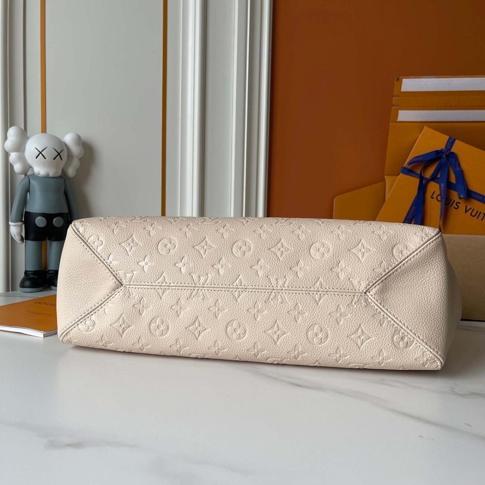 Elegant Monogram Leather Shoulder Bag