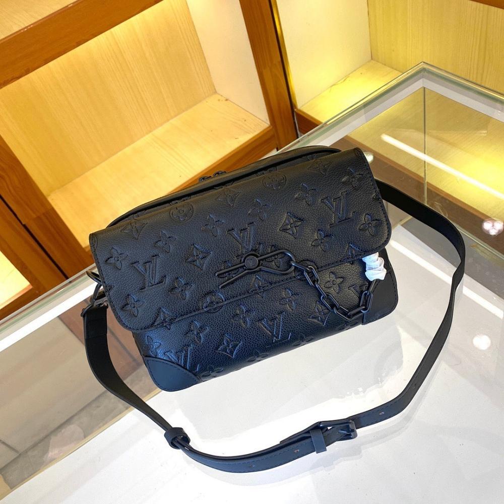 Stylish Leather Shoulder Bag 24x17x5cm