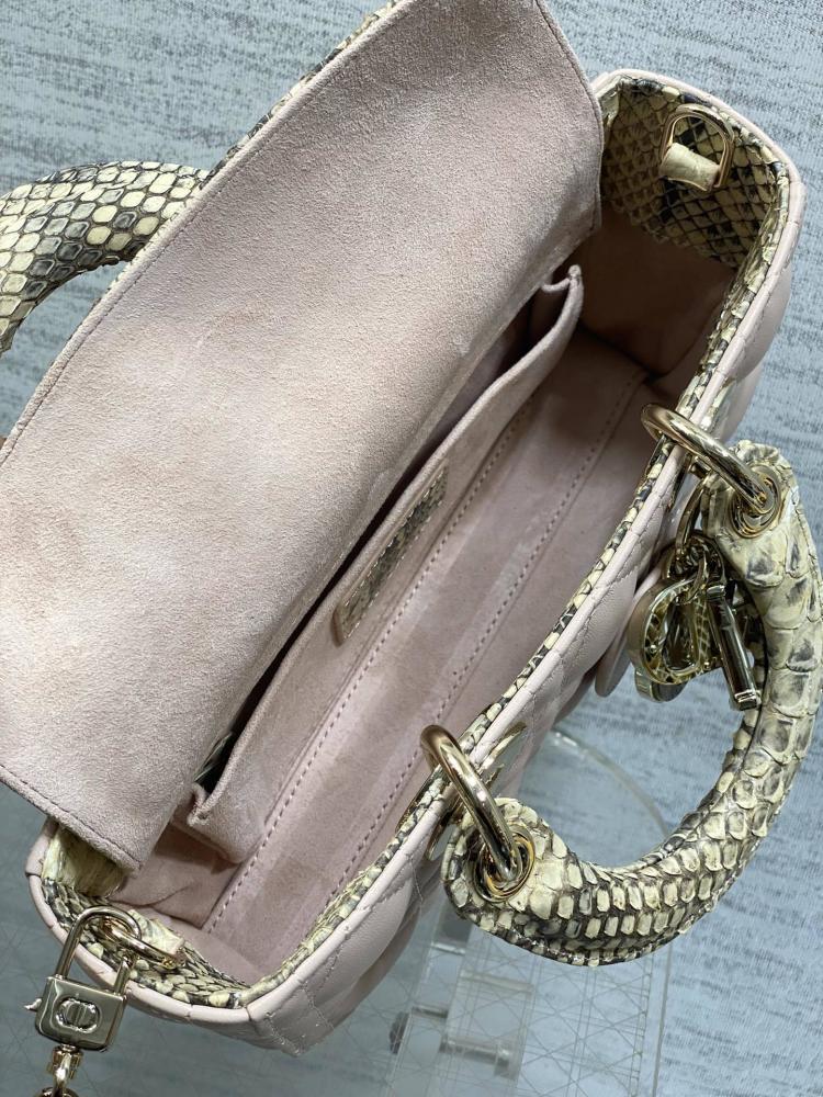 Top Handle Bag Style 218039359