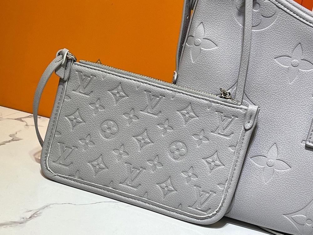 Elegant Refined Monogram Leather Top Handle Bag 29x24x12cm