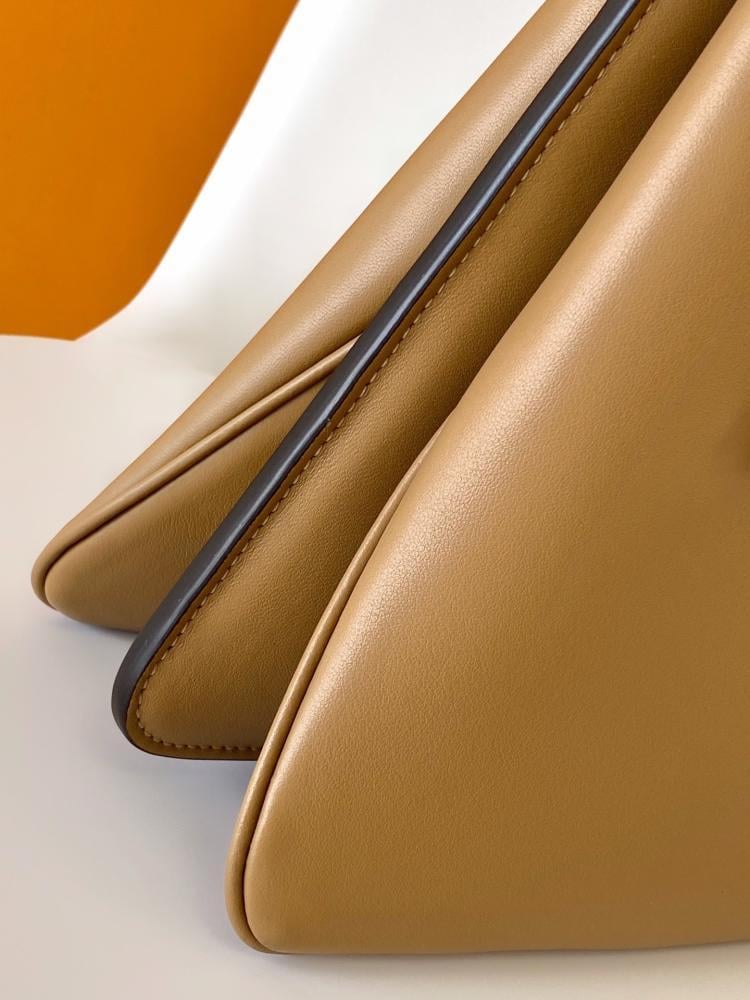 Top Handle Bag Style 233898848