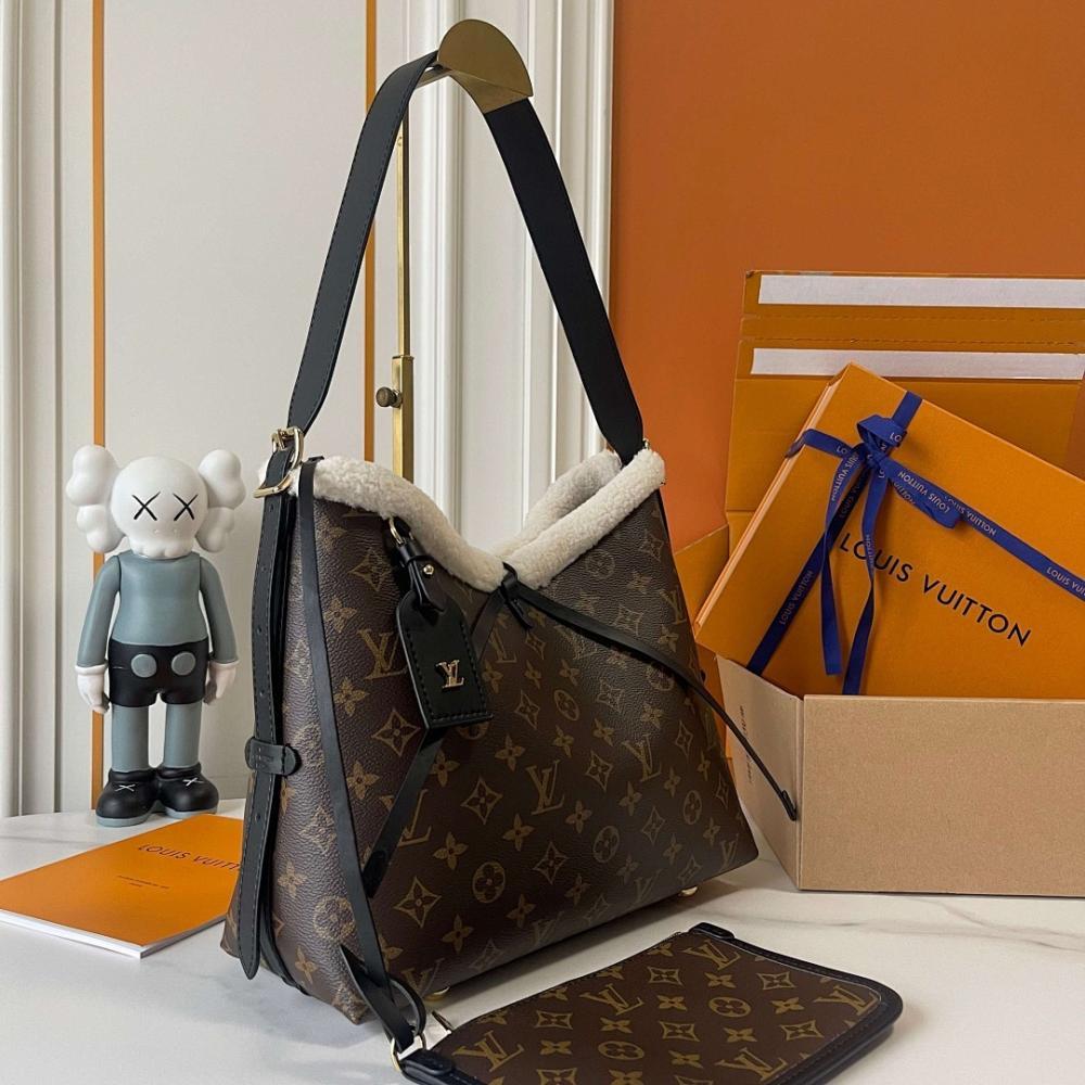 Elegant Stylish Monogram Leather Top Handle Bag 29x24x12cm