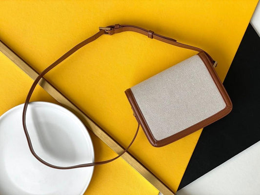 Modern Elegant Leather Bag 19x13x5cm