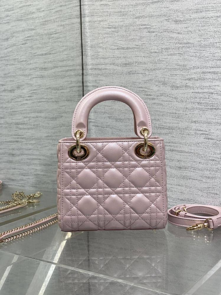 Classic Top Handle Bag Style 415170292
