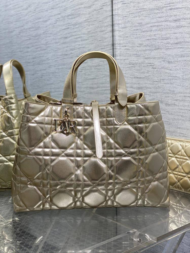 Calfskin Top Handle Bag Style 1576826592