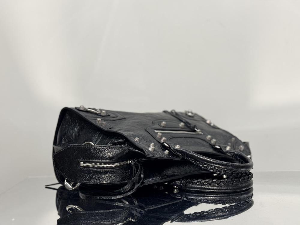 Top Handle Bag Style 497754787