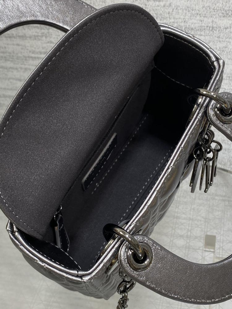 Top Handle Bag Style 165017324