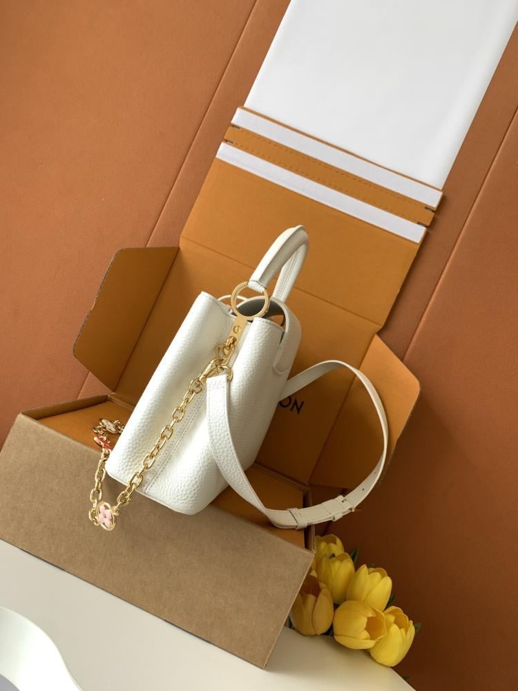 Gold Top Handle Bag Style 623571743