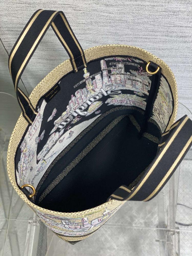 Embroidered Top Handle Bag Style 534135388