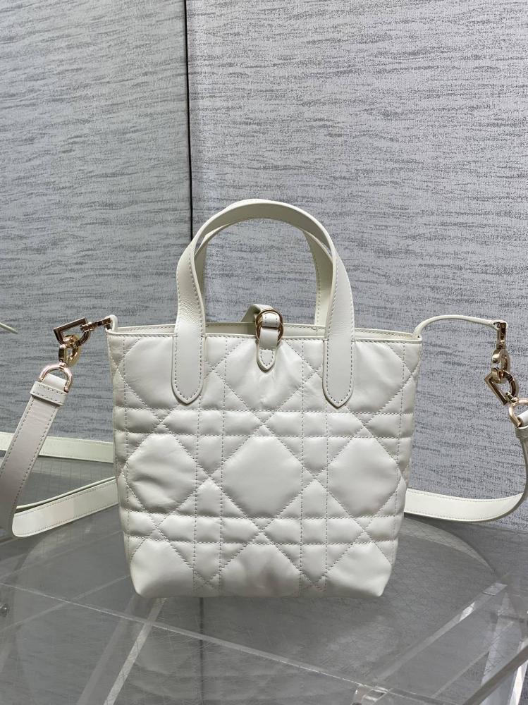Elegant Top Handle Bag Style 801990419