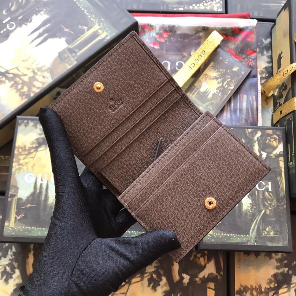 Luxury Wallet Style 542984562