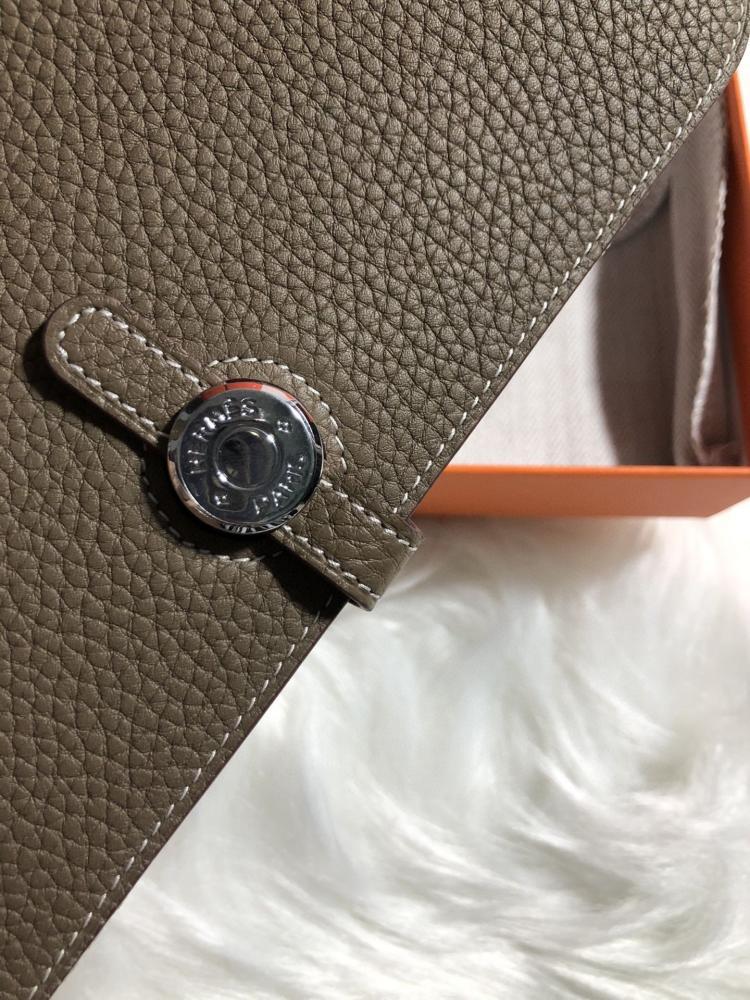 Luxury Wallet Style 349785458