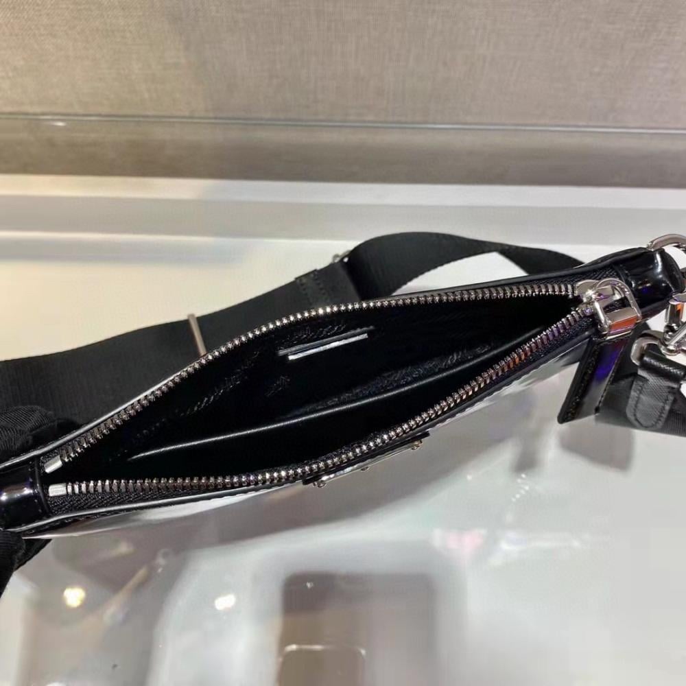 Elegant Shoulder Bag