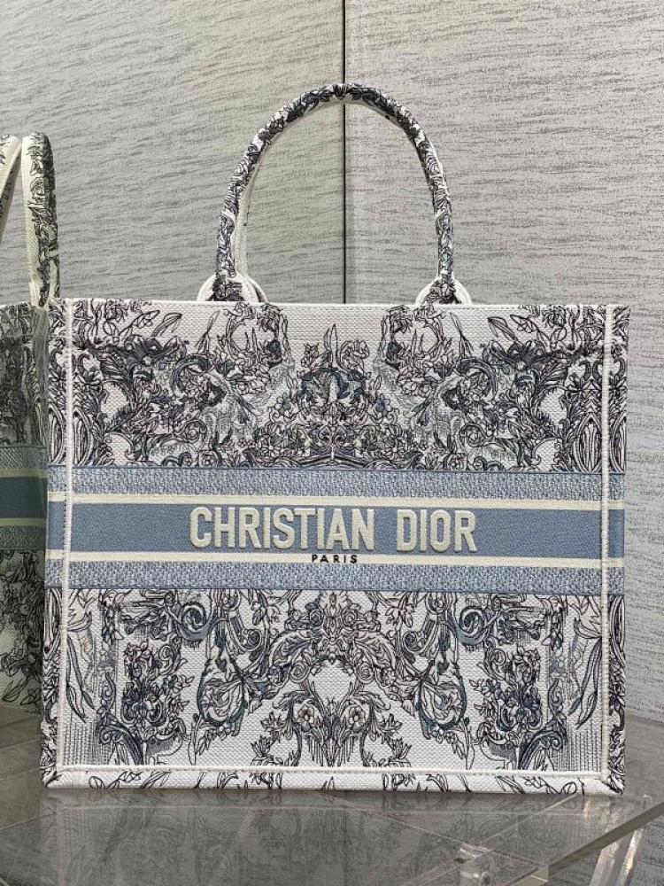 Embroidered Tote Bag Style 218978900
